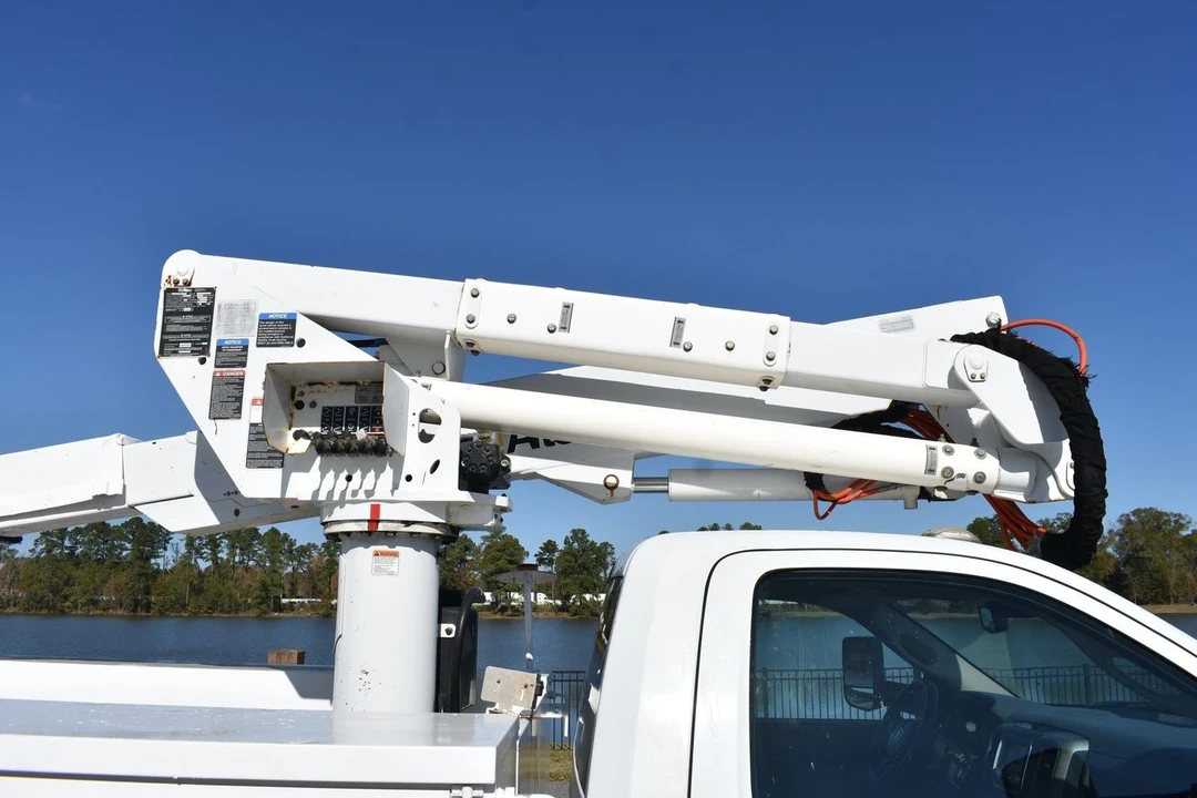 2015 Ram 4500 & 5500 - Image 5 of 21