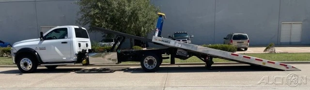 2015 Ram Heavy Duty - Image 16 of 24