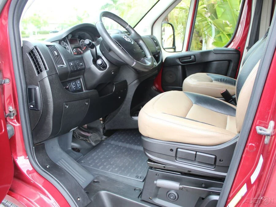 2015 Ram ProMaster - Image 11 of 12