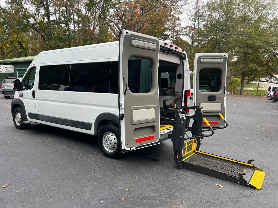 2015 Ram ProMaster - Image 2 of 12