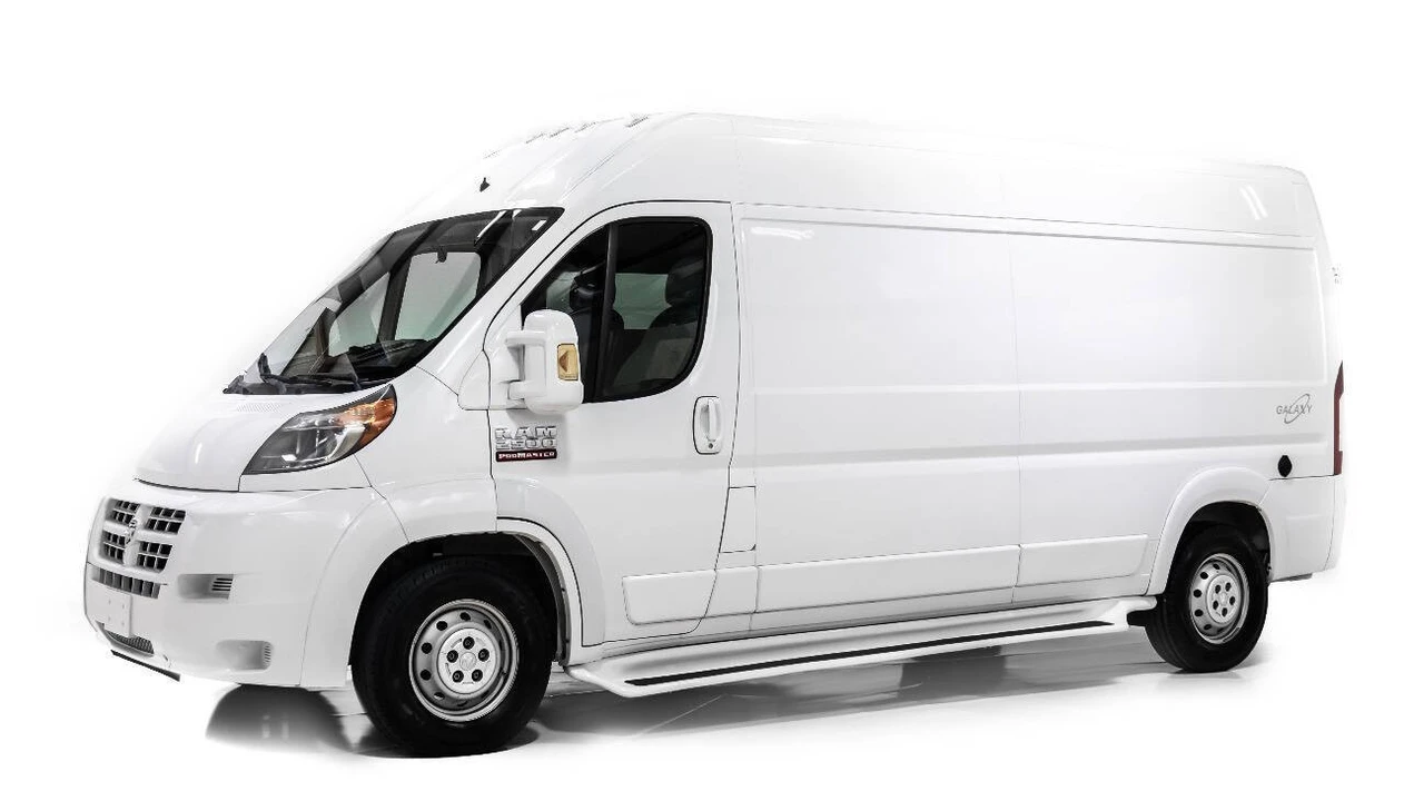 2015 Ram ProMaster - Image 2 of 12
