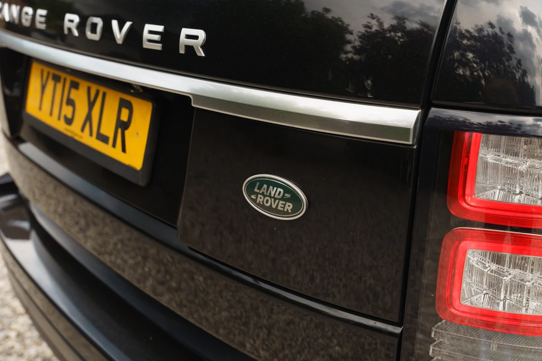 2015 Land Rover Range Rover L405 - Image 17 of 31