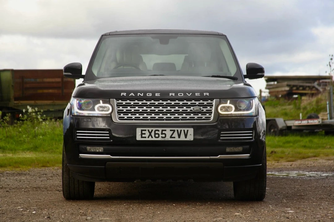 2015 Land Rover Range Rover L405 - Image 7 of 30