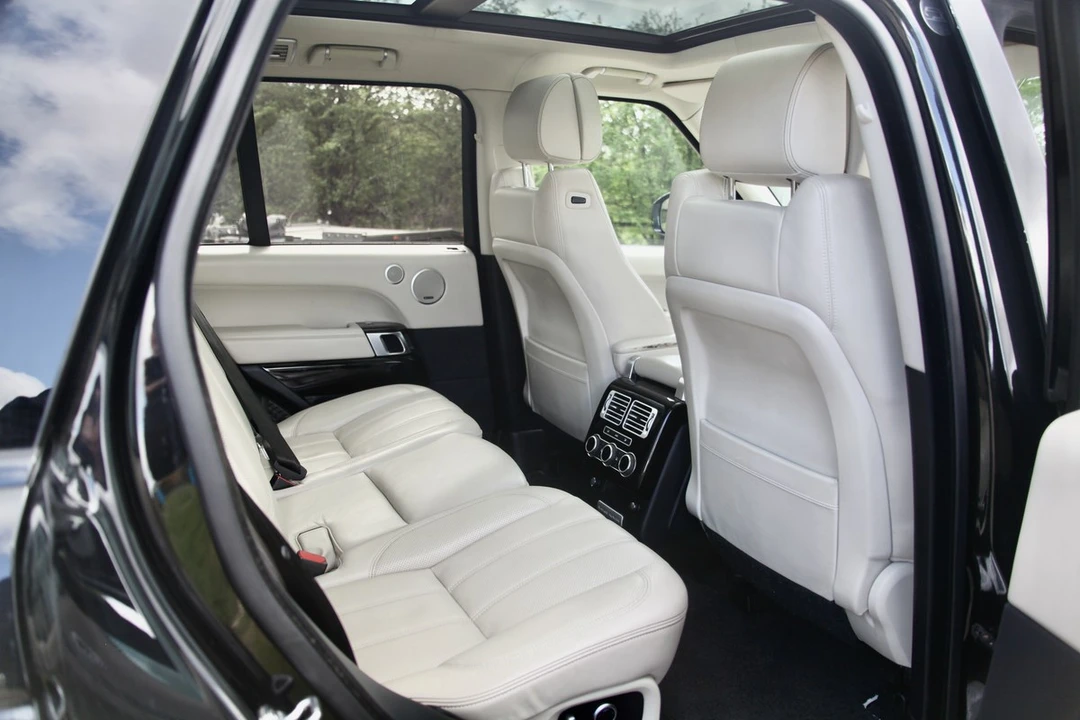 2015 Land Rover Range Rover L405 - Image 21 of 30