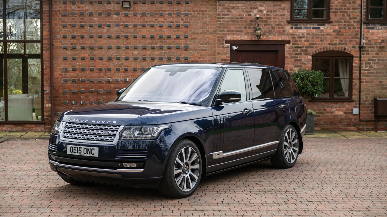 2015 Land Rover Range Rover L322 - Image 8 of 31