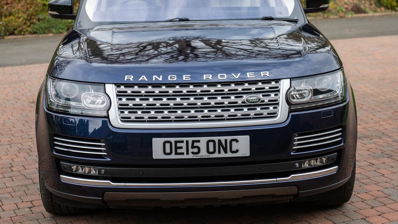 2015 Land Rover Range Rover L322 - Image 10 of 31