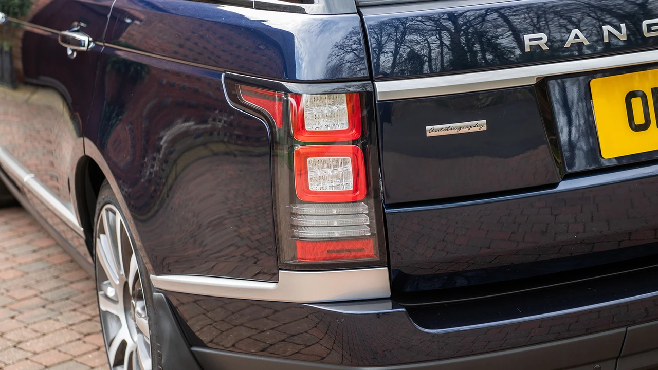 2015 Land Rover Range Rover L322 - Image 23 of 31