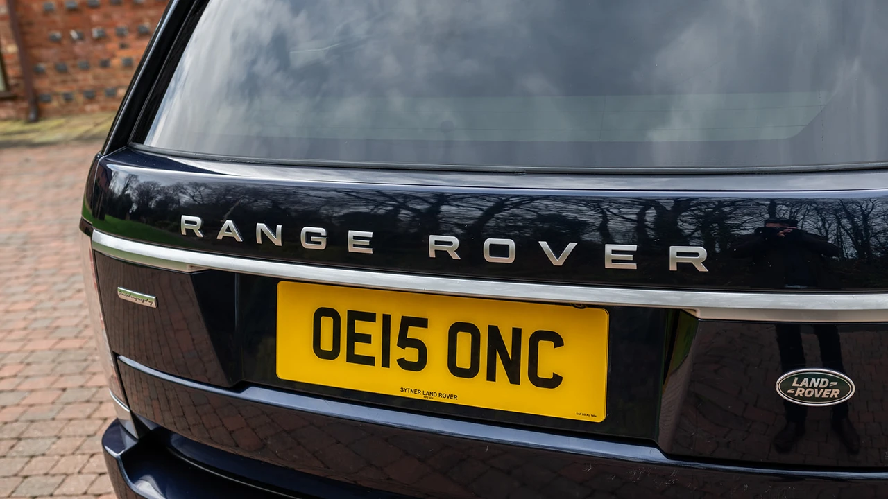 2015 Land Rover Range Rover L322 - Image 25 of 31