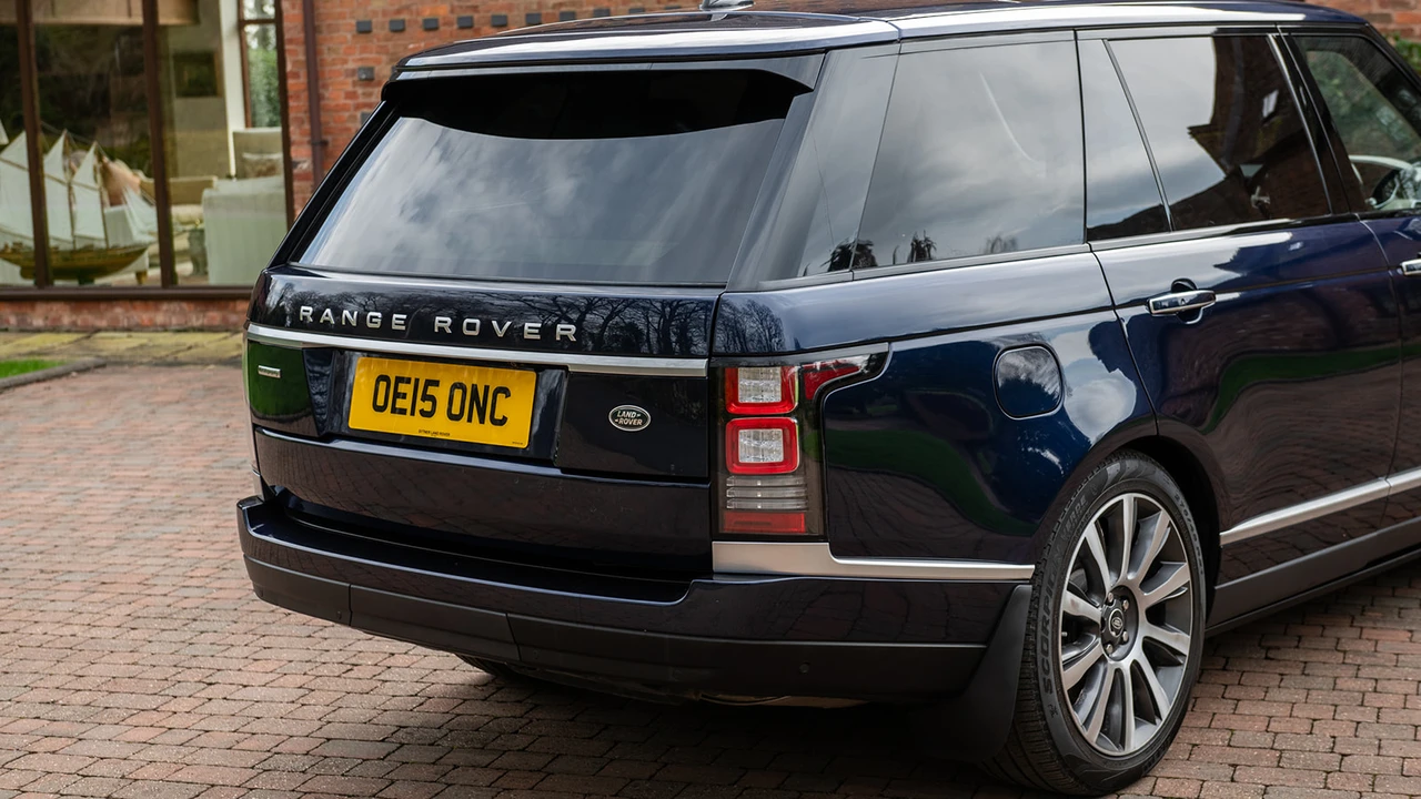 2015 Land Rover Range Rover L322 - Image 27 of 31