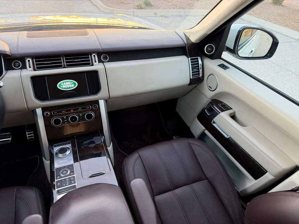 2015 Land Rover Range Rover L405 - Image 14 of 24
