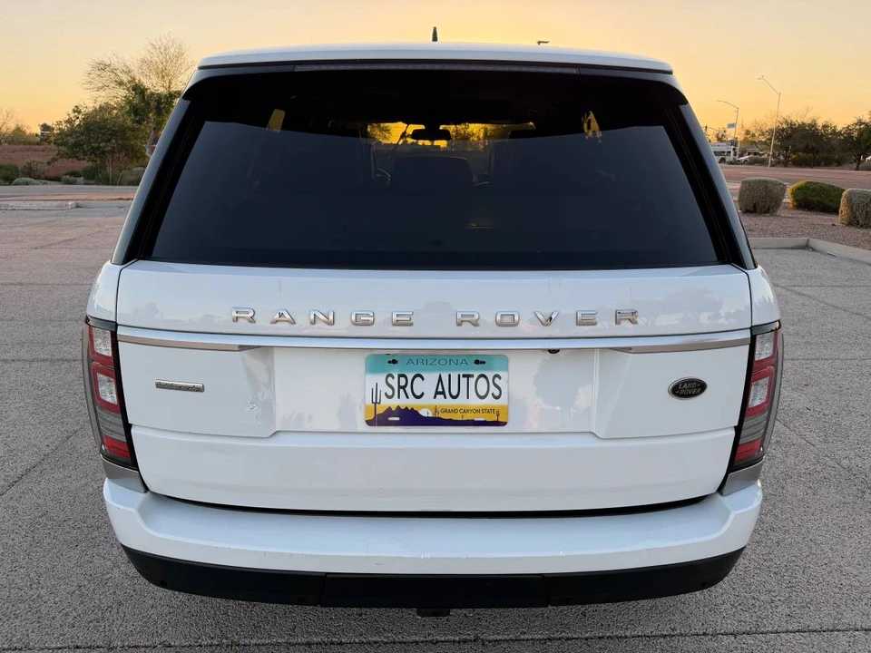 2015 Land Rover Range Rover L405 - Image 6 of 24