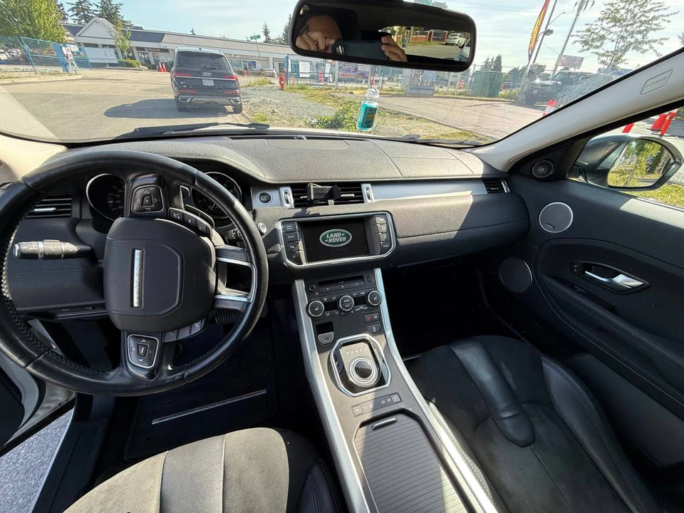 2015 Land Rover Range Rover Evoque 1st Gen - Image 12 of 13