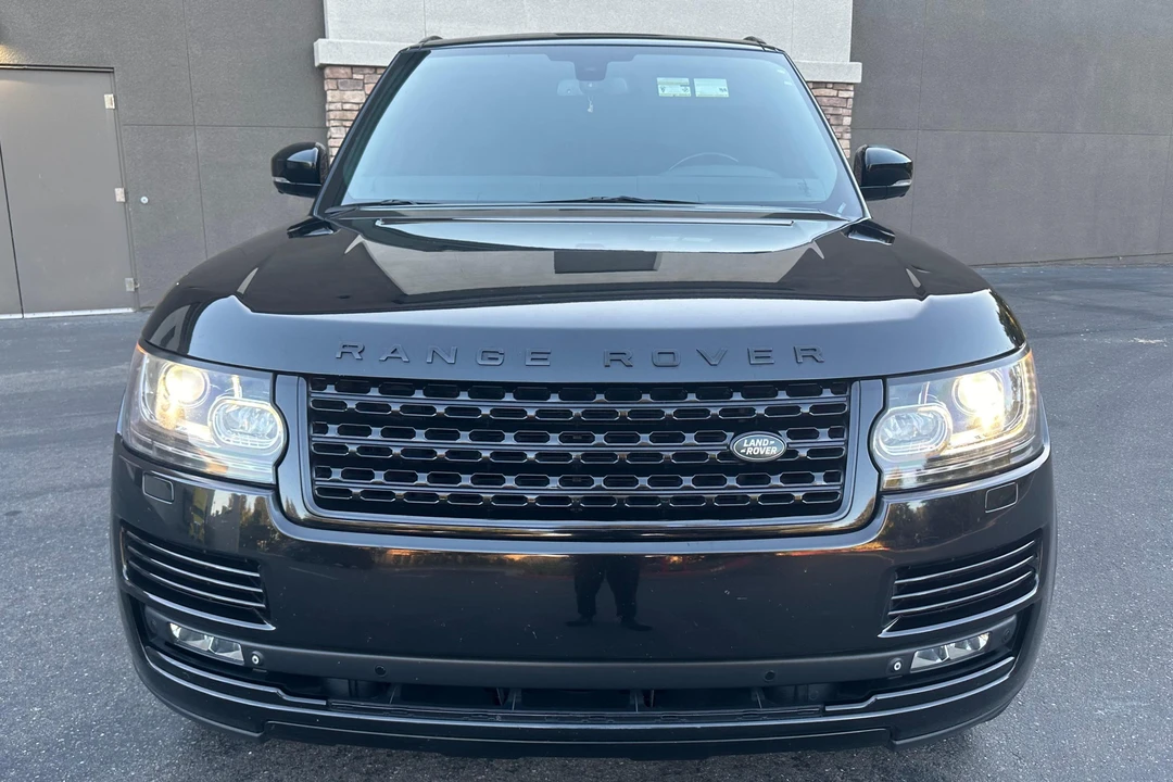 2015 Land Rover Range Rover L405 - Image 2 of 31