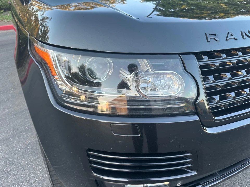 2015 Land Rover Range Rover L405 - Image 12 of 31