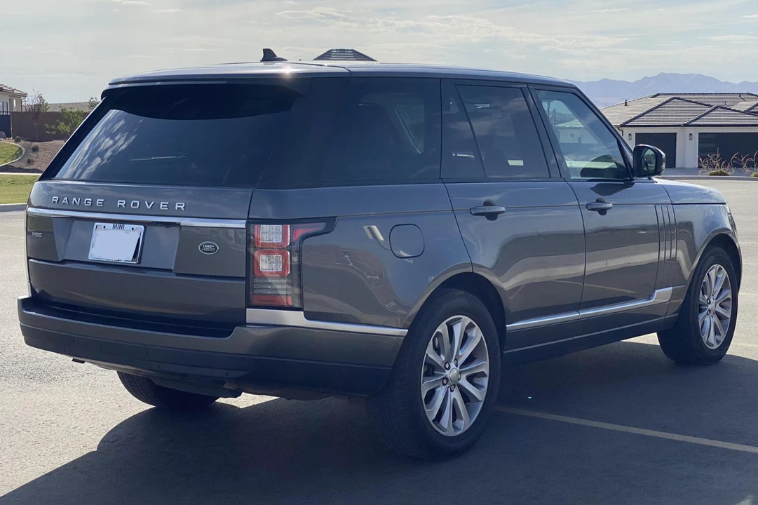 2015 Land Rover Range Rover L405 - Image 4 of 31