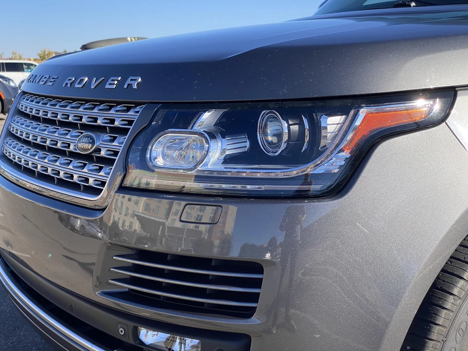 2015 Land Rover Range Rover L405 - Image 12 of 31