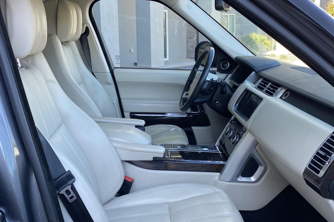 2015 Land Rover Range Rover L405 - Image 26 of 31