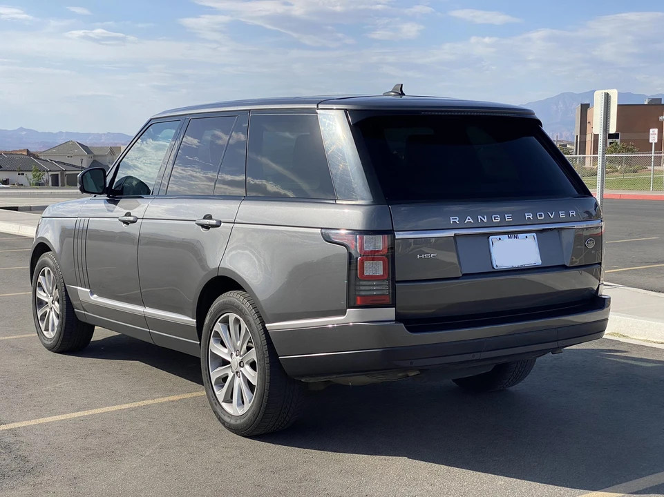 2015 Land Rover Range Rover L405 - Image 7 of 31