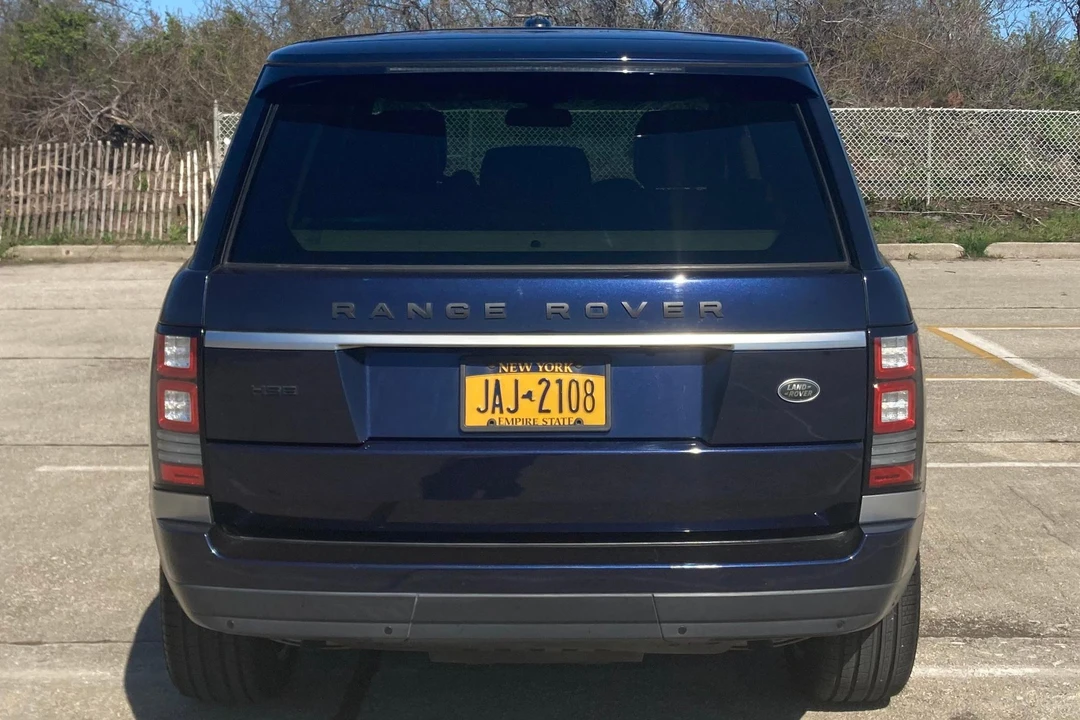 2015 Land Rover Range Rover L405 - Image 5 of 31