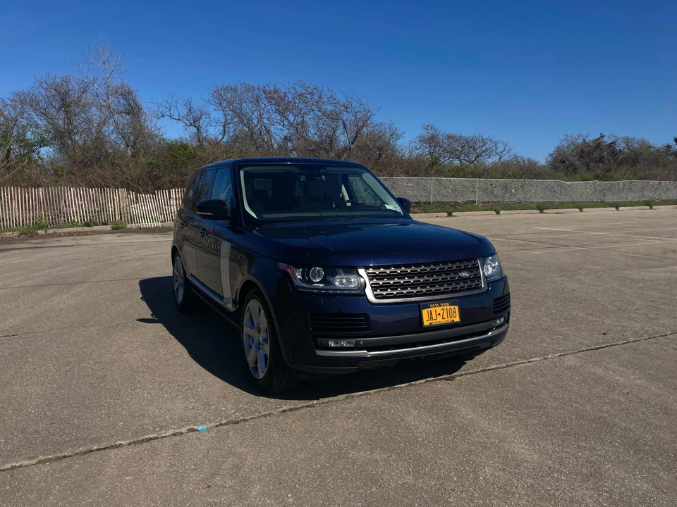 2015 Land Rover Range Rover L405 - Image 20 of 31