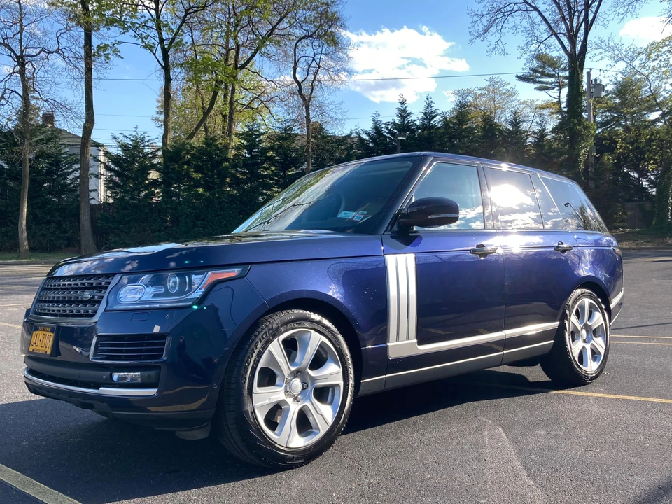 2015 Land Rover Range Rover L405 - Image 8 of 31
