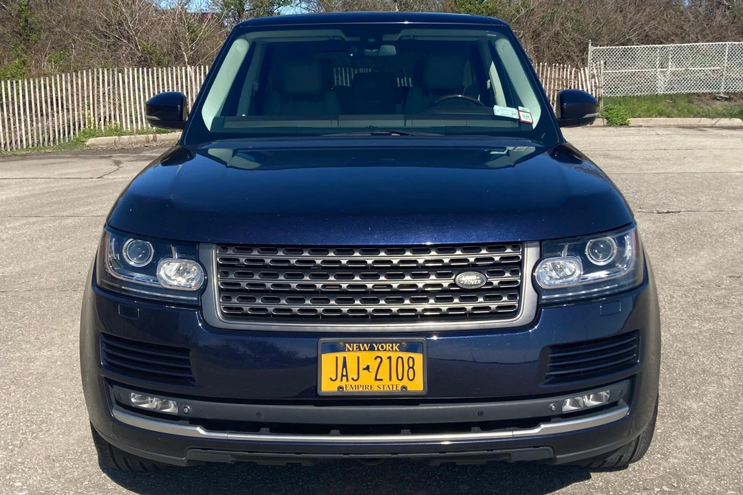 2015 Land Rover Range Rover L405 - Image 2 of 31
