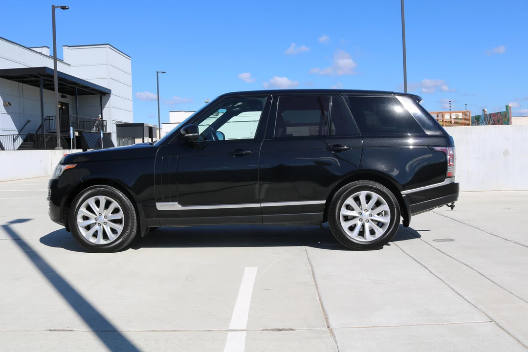 2015 Land Rover Range Rover L405 - Image 10 of 21