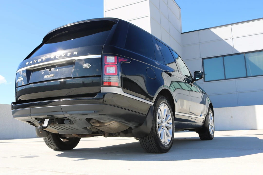 2015 Land Rover Range Rover L405 - Image 16 of 21