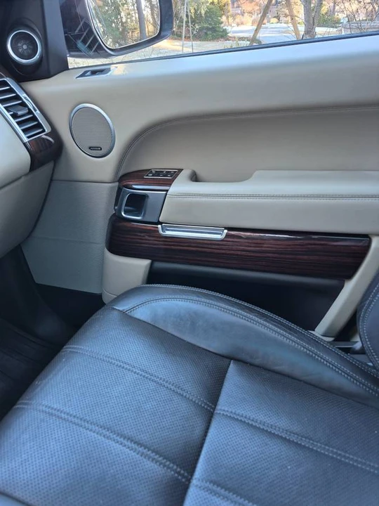 2015 Land Rover Range Rover L405 - Image 14 of 24