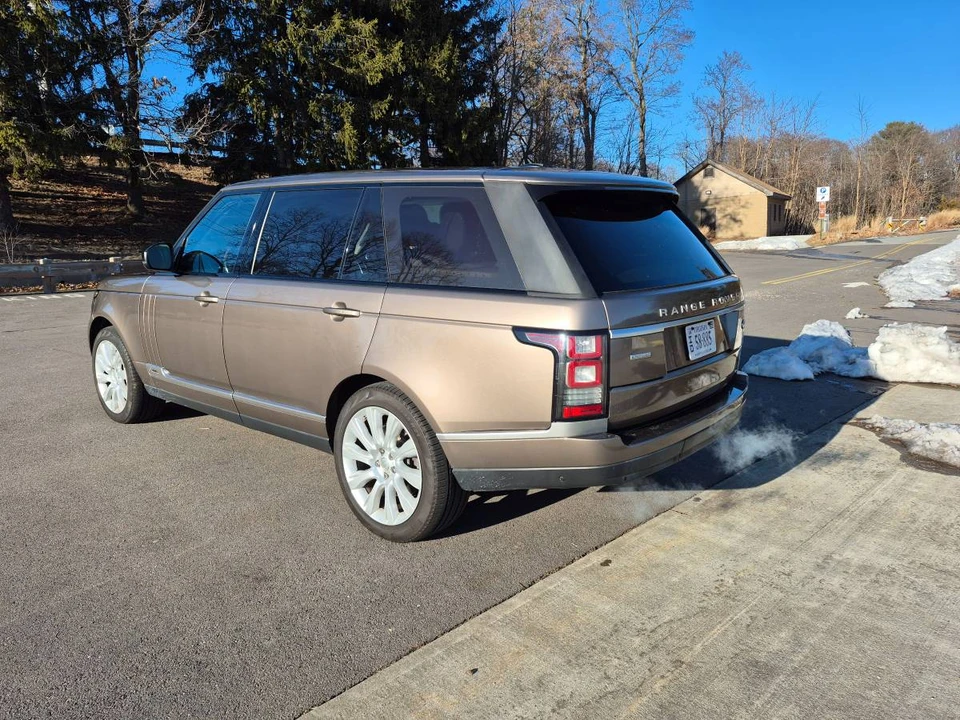 2015 Land Rover Range Rover L405 - Image 6 of 24