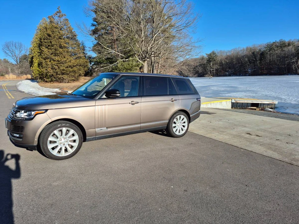 2015 Land Rover Range Rover L405 - Image 5 of 24