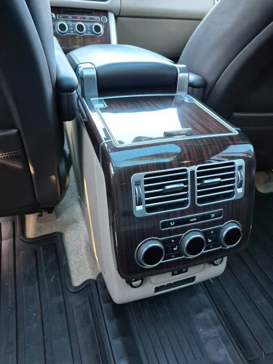 2015 Land Rover Range Rover L405 - Image 16 of 24