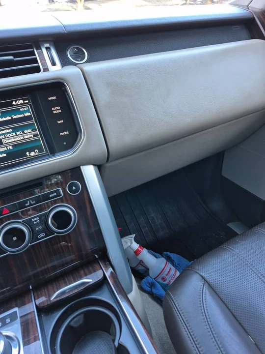 2015 Land Rover Range Rover L405 - Image 13 of 24