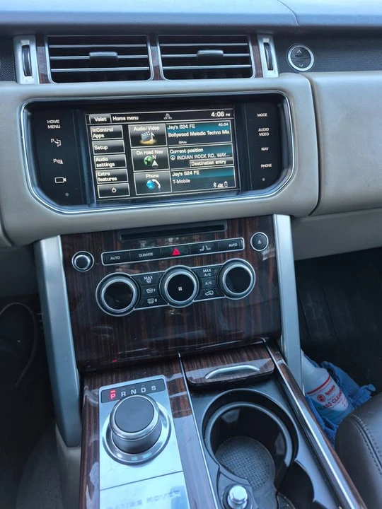 2015 Land Rover Range Rover L405 - Image 11 of 24