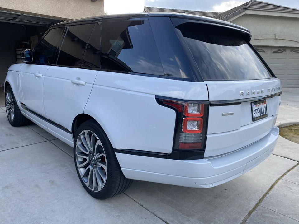 2015 Land Rover Range Rover L405 - Image 5 of 31