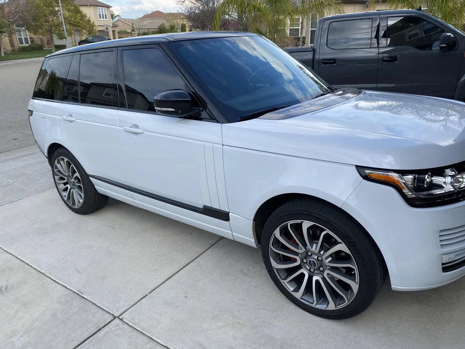 2015 Land Rover Range Rover L405 - Image 16 of 31