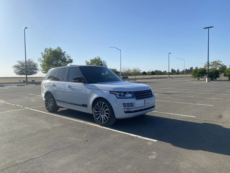 2015 Land Rover Range Rover L405 - Image 15 of 31