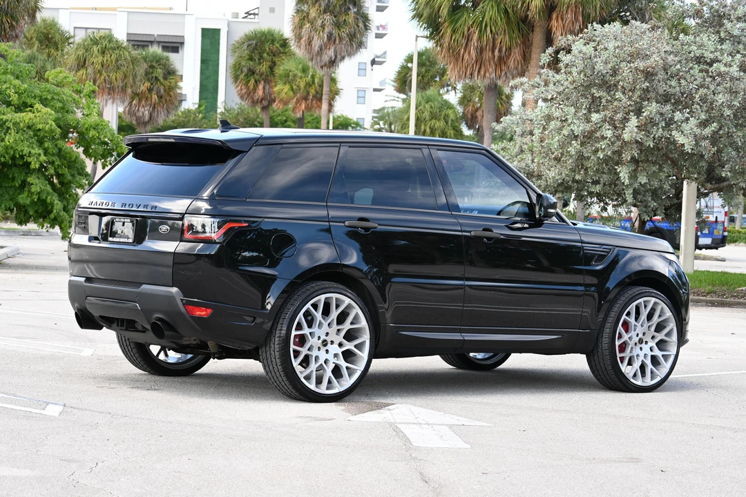2015 Land Rover Range Rover L405 - Image 12 of 30