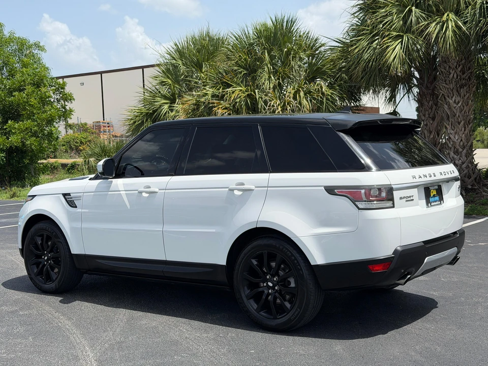 2015 Land Rover Range Rover Sport L494 - Image 8 of 31