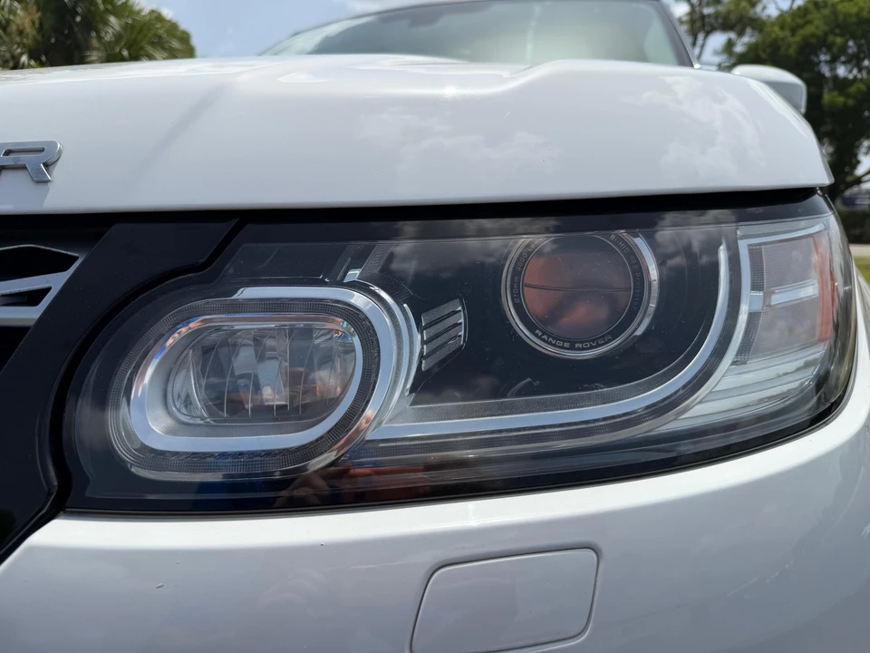 2015 Land Rover Range Rover Sport L494 - Image 12 of 31