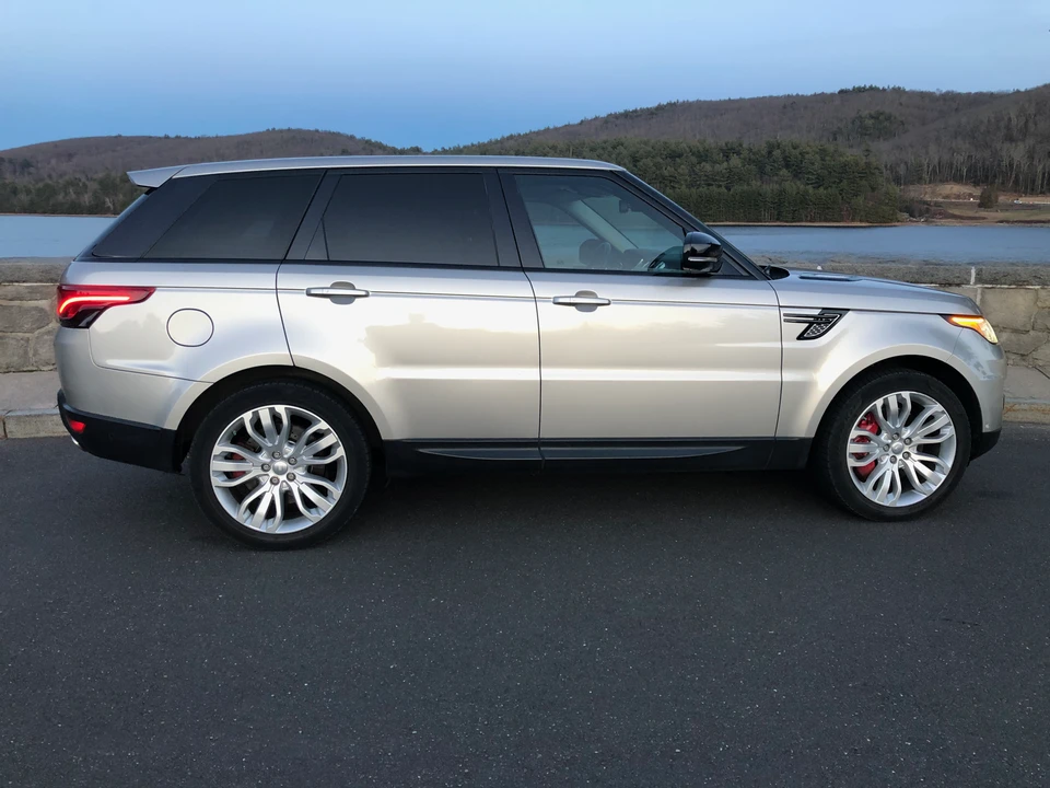 2015 Land Rover Range Rover Sport L494 - Image 11 of 31