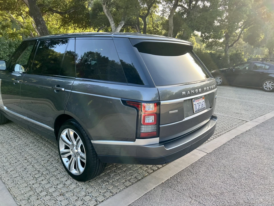 2015 Land Rover Range Rover L405 - Image 9 of 31