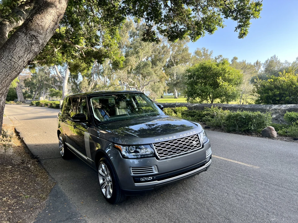 2015 Land Rover Range Rover L405 - Image 13 of 31