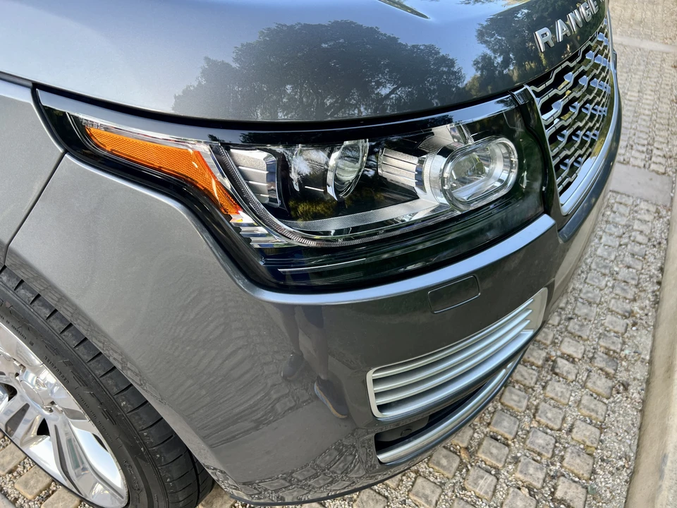 2015 Land Rover Range Rover L405 - Image 14 of 31