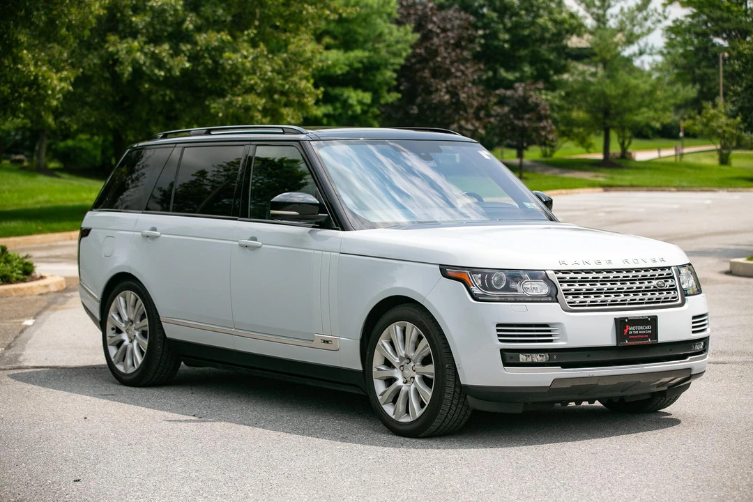 2015 Land Rover Range Rover L405 - Image 17 of 31