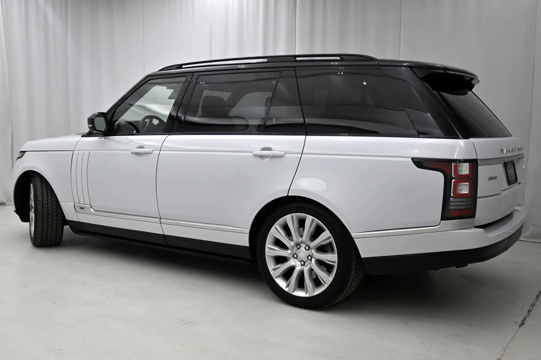 2015 Land Rover Range Rover L405 - Image 24 of 31