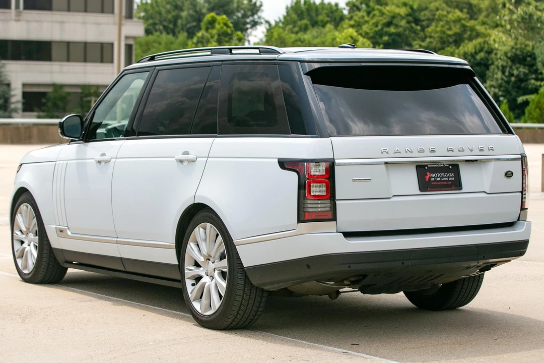 2015 Land Rover Range Rover L405 - Image 11 of 31