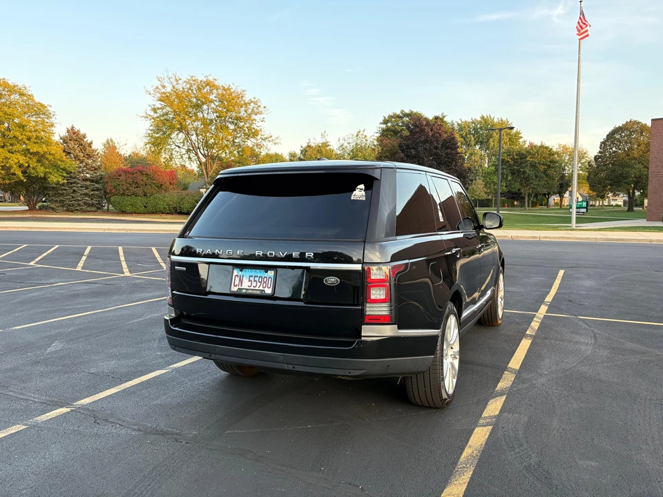 2015 Land Rover Range Rover L405 - Image 11 of 31