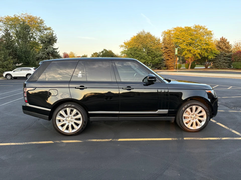 2015 Land Rover Range Rover L405 - Image 14 of 31