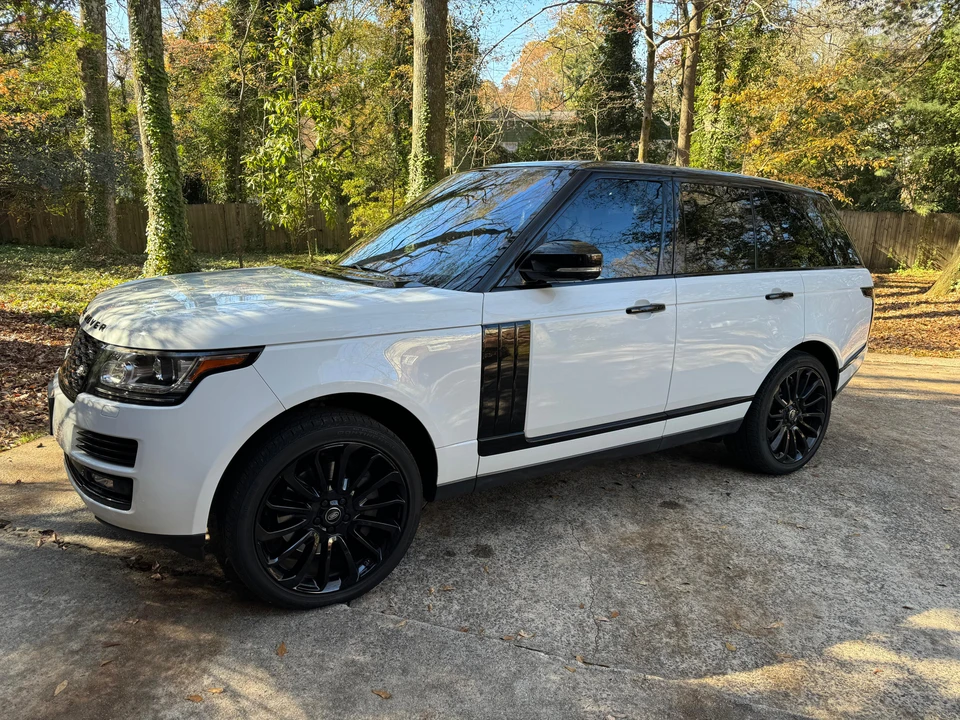 2015 Land Rover Range Rover L405 - Image 9 of 31